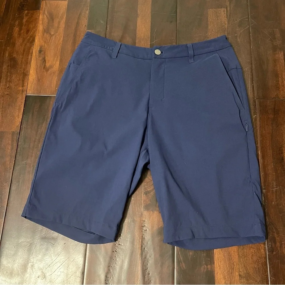 Lululemon Commission Golf Short 10” Men’s Size 31 Navy Blue M7AW2S
